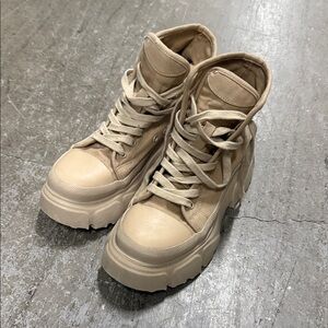 Zara Beige High-Top combat boots